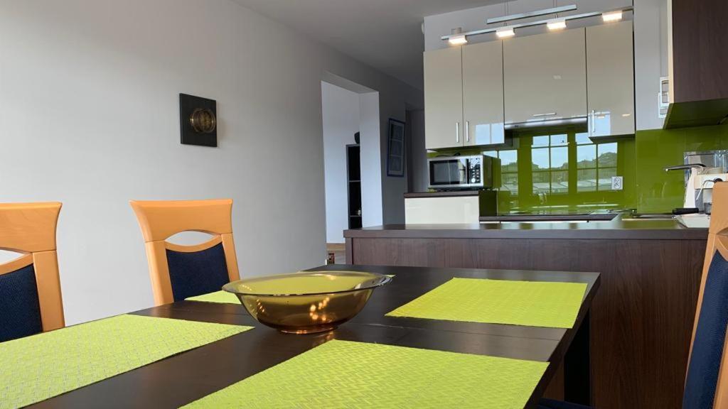 Apartament Portowe Wspomnienia ウストカ エクステリア 写真